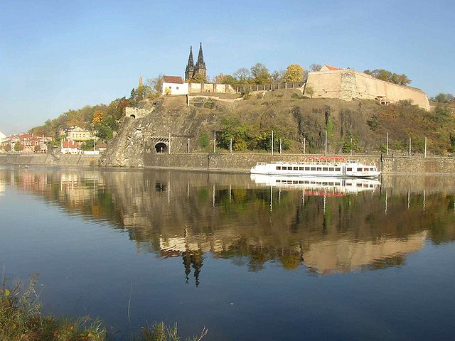 audioguida Vyehrad, la roccia sul fiume