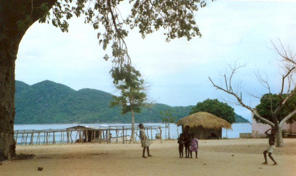Lago Malawi: un mondo tra rocce e acqua