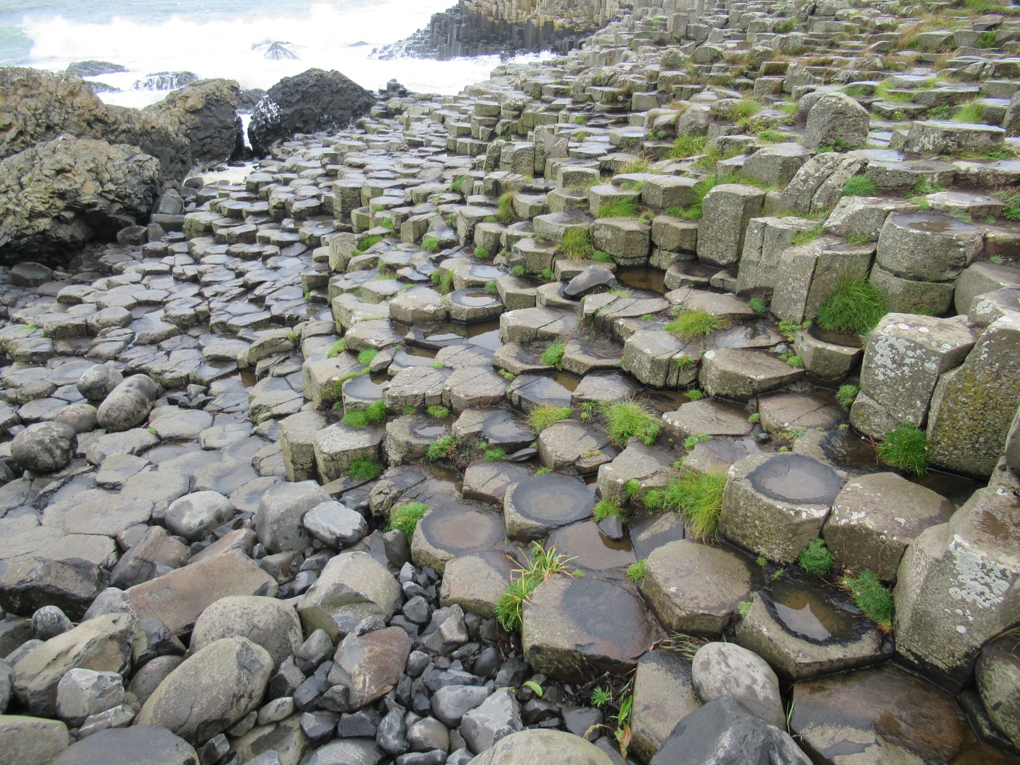 Audioguida Giant's Causeway: le colonne di basalto sull'oceano