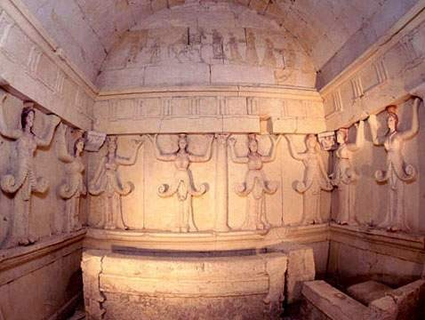 Audioguida Sveshtari: la tomba tracia delle figure scolpite