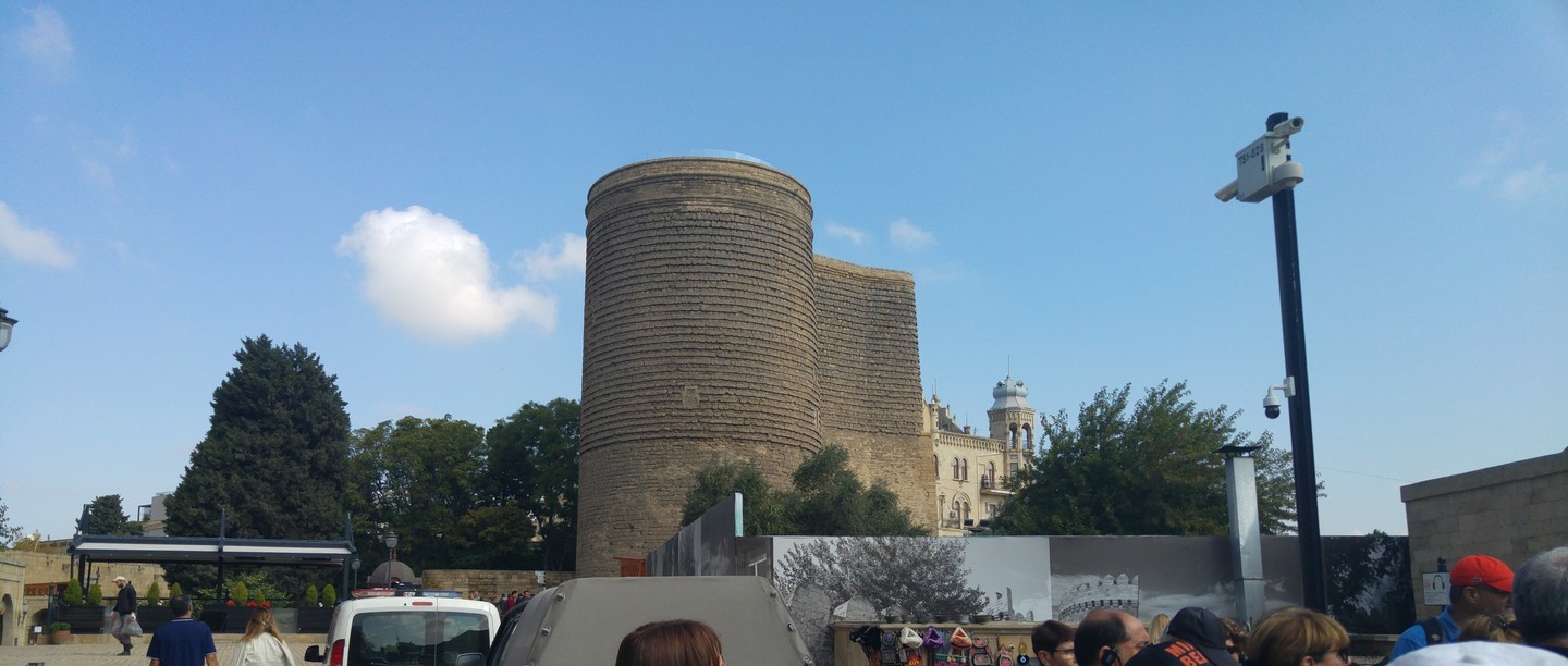 Audioguida Baku: la citta murata tra palazzo e torre