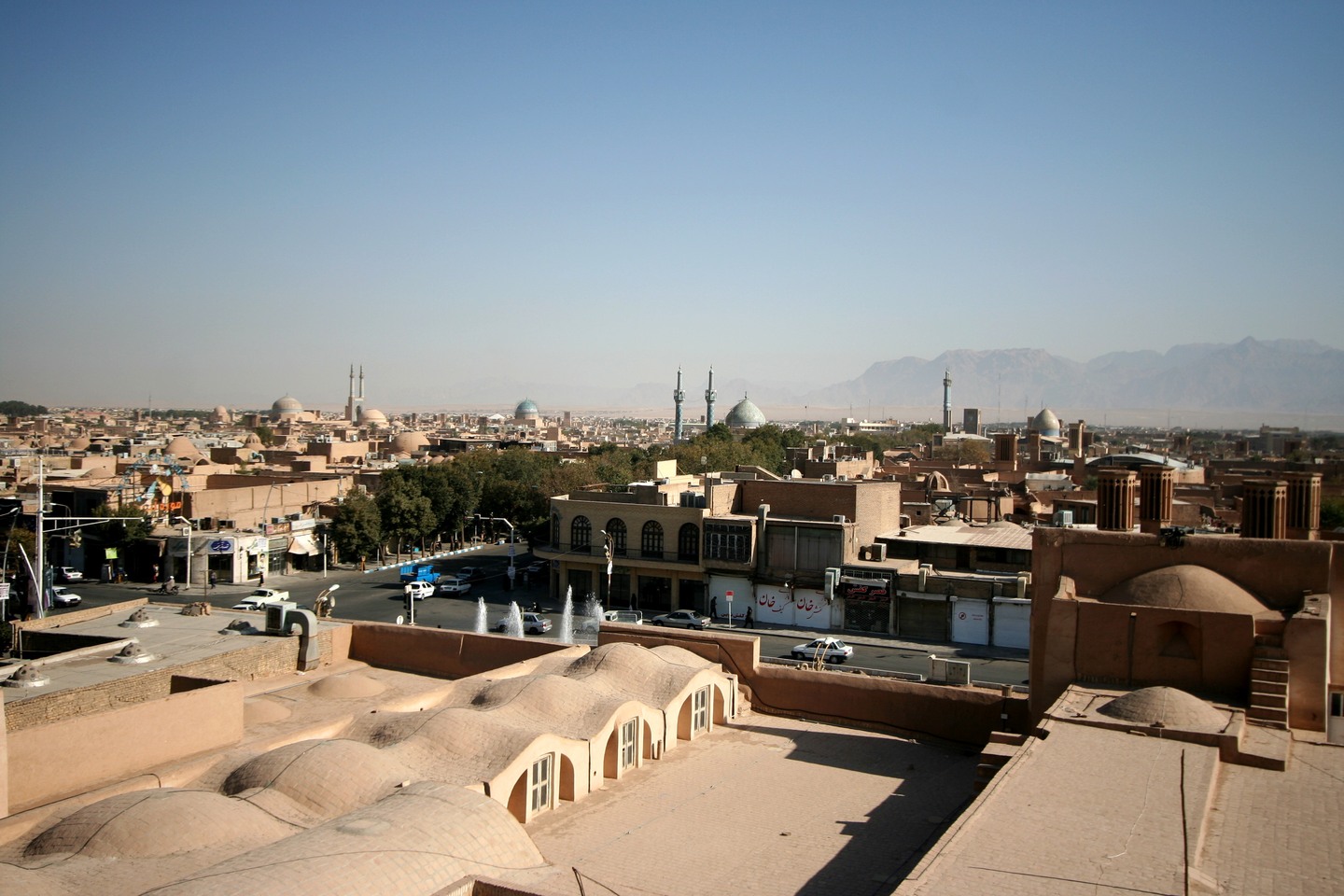 Audioguida Yazd: vicoli, vento e architettura di terra