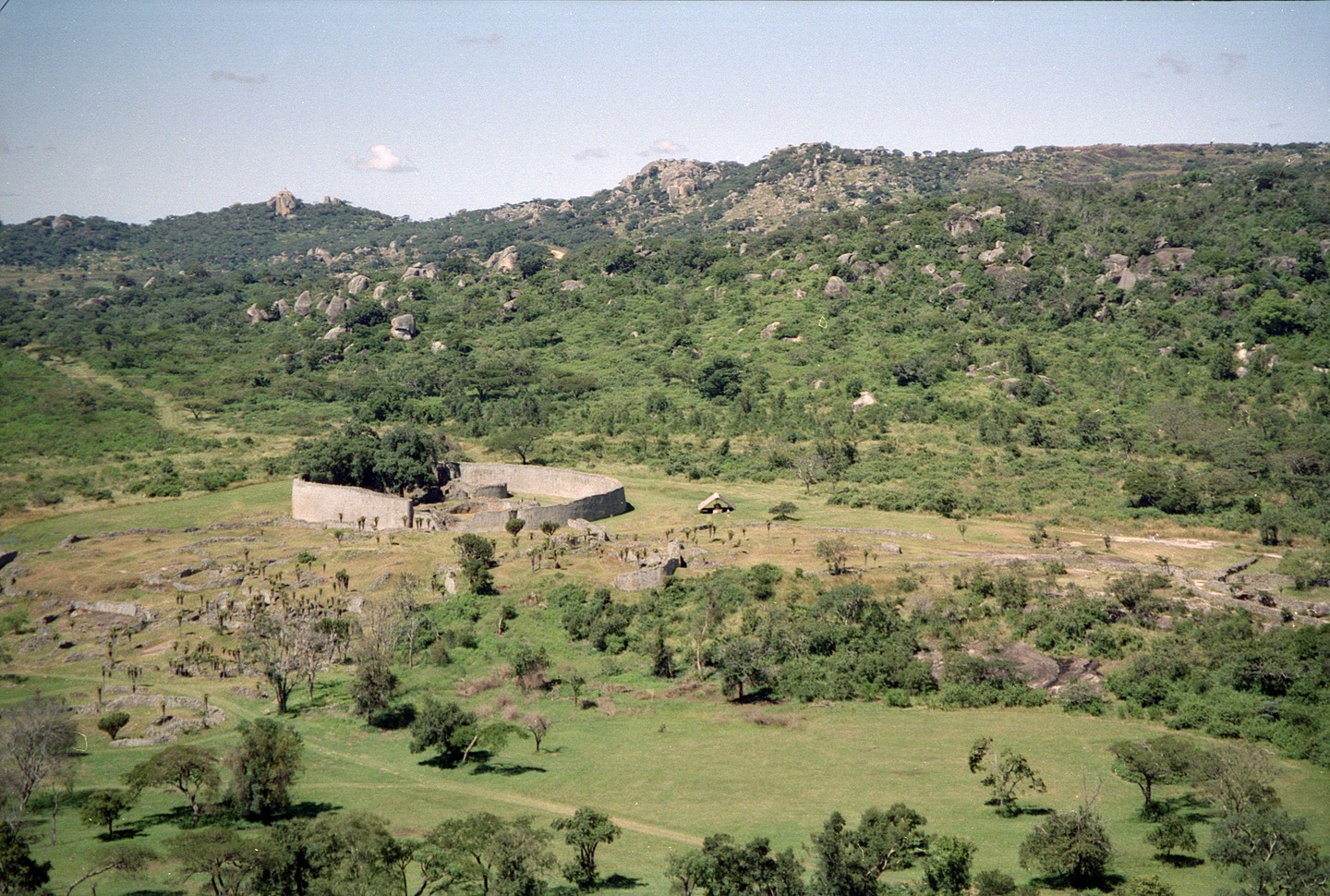 Audioguida Grande Zimbabwe: mura, colline e commerci